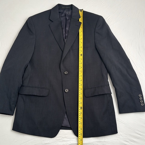 Ralph Lauren dark gray lightweight wool suit - Picture 4 of 14